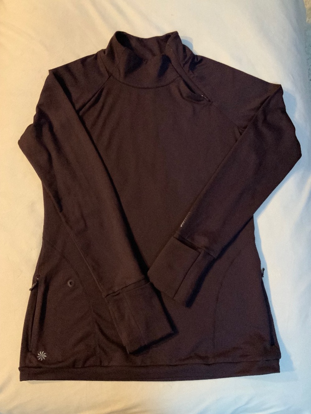 Athleta SuperLuxe M Long Sleeve Hiking Running Sporty Yoga Pickleball Pilates
